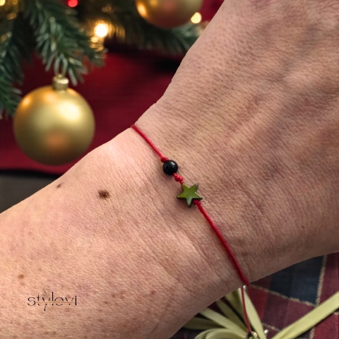 świąteczna bransoletka SZCZĘŚCIA OCHRONNA - talizman szczęścia czerwony sznurek, turmalin, hematyt
