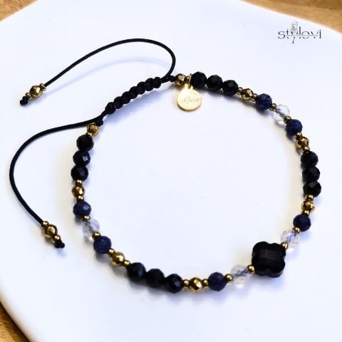 bransoletka z intencją "Chronię swoją energię.": turmalin, szafir, kryształ górski, hematyt