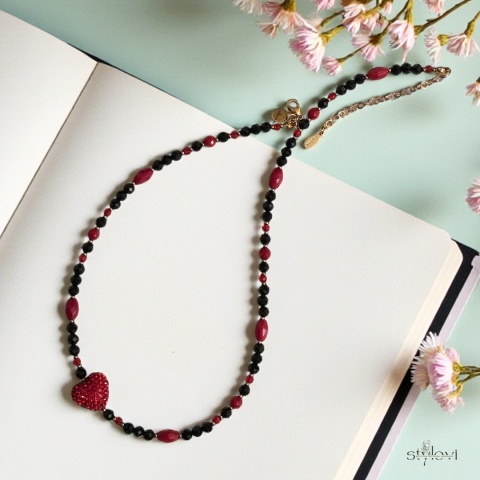 naszyjnik AMORE: turmalin, koral, hematyt, serce